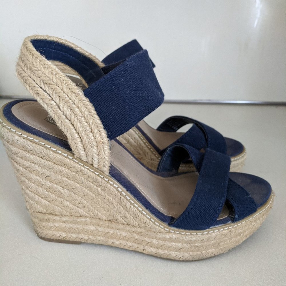 Steve Madden Eira Wedge Sandal, size 8